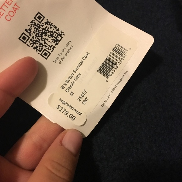 Women’s Patagonia coat. Very nice car coat or great for fall or spring! - Picture 7 of 8